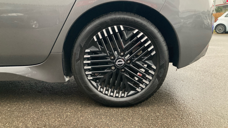 Nissan LEAF 110kW N-Connecta 39kWh 5dr Auto Electric Hatchback